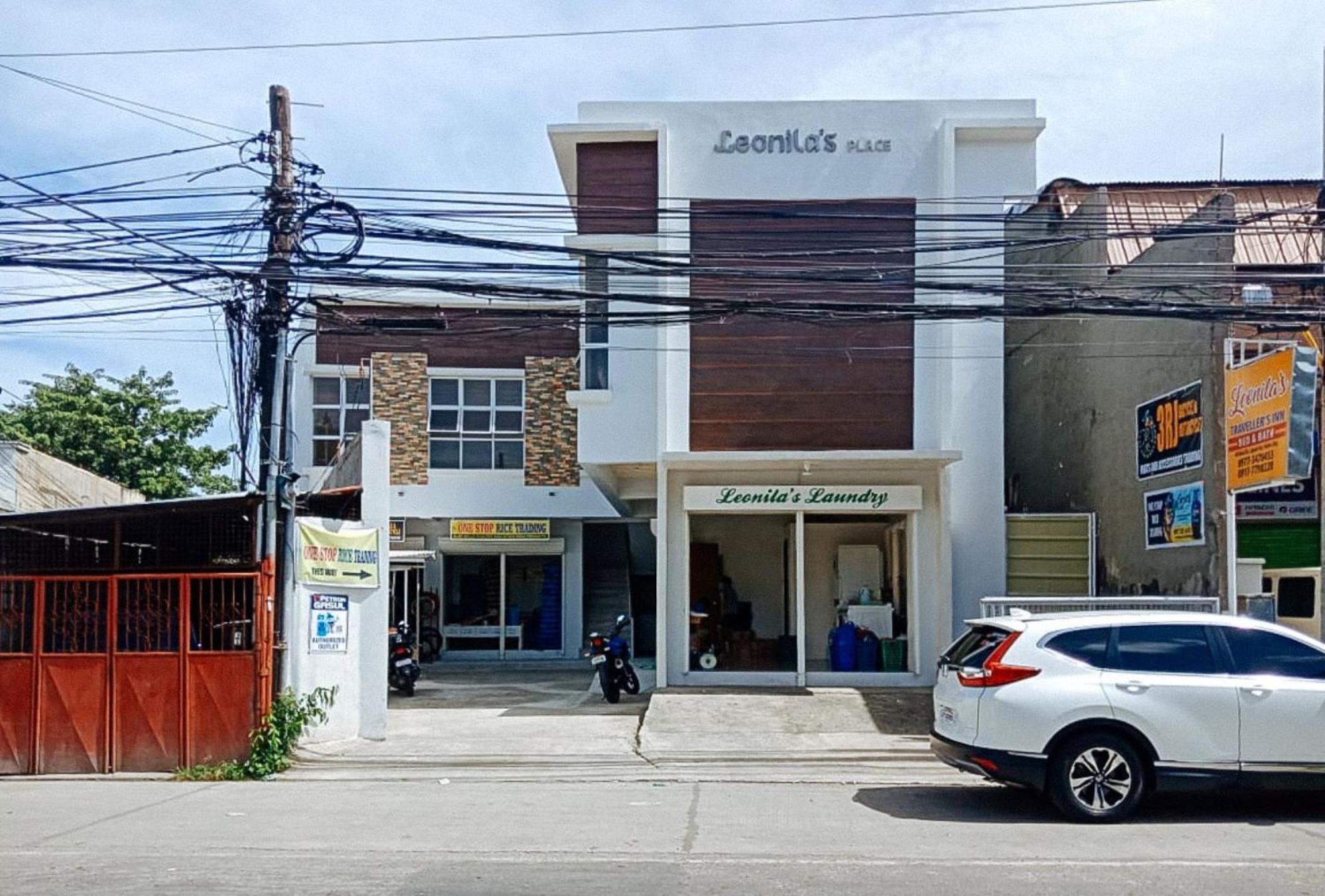Leonila'S Travellers Inn Iloilo City Exterior foto